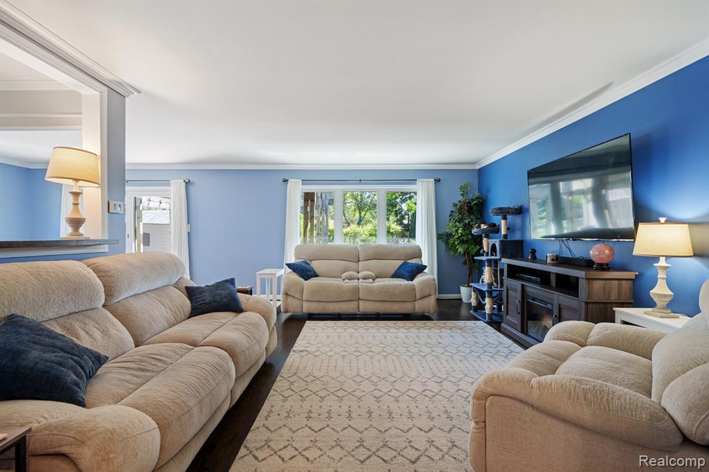 47470 Barbara Road Macomb, MI 48044 - Photo 7 of 31
