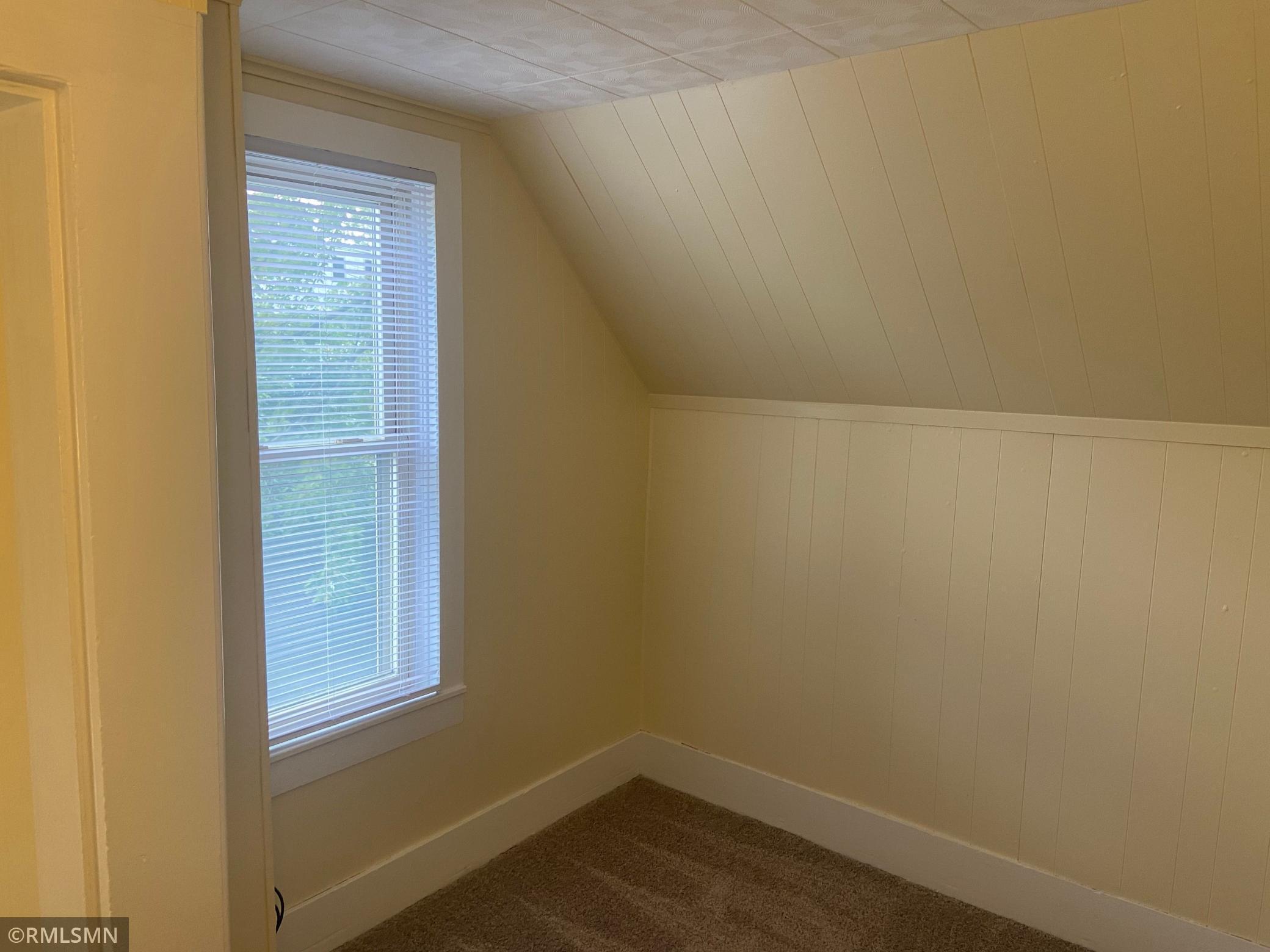 522 7th Avenue Northwest Faribault, MN 55021 - Photo 13 of 15