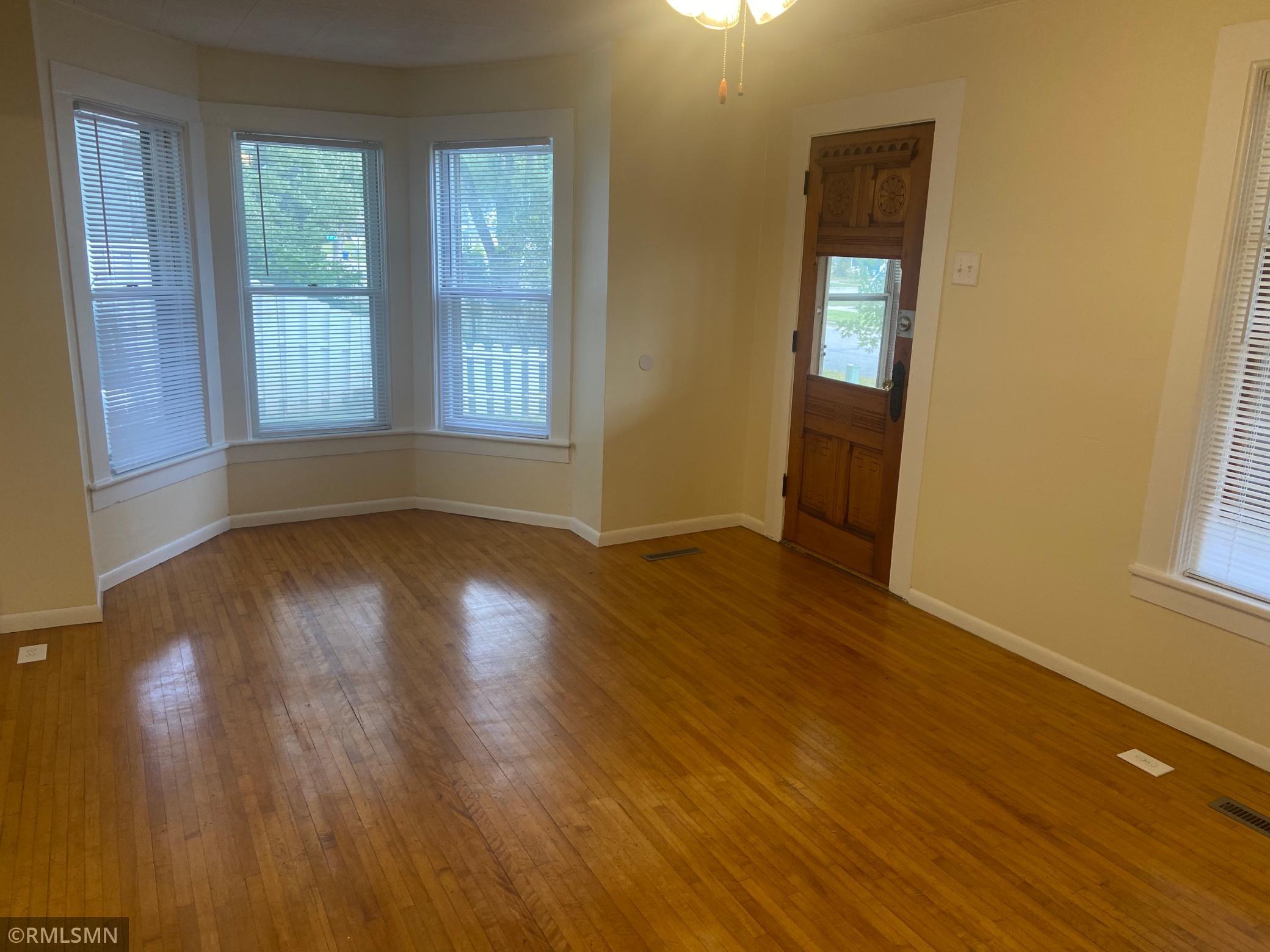 522 7th Avenue Northwest Faribault, MN 55021 - Photo 6 of 15