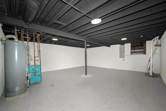 $599,900 | 7925 William Drive, Willowbrook, IL 60527