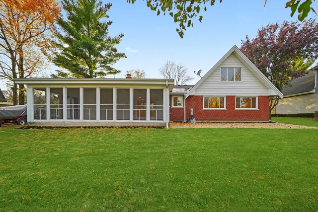 $599,900 | 7925 William Drive, Willowbrook, IL 60527