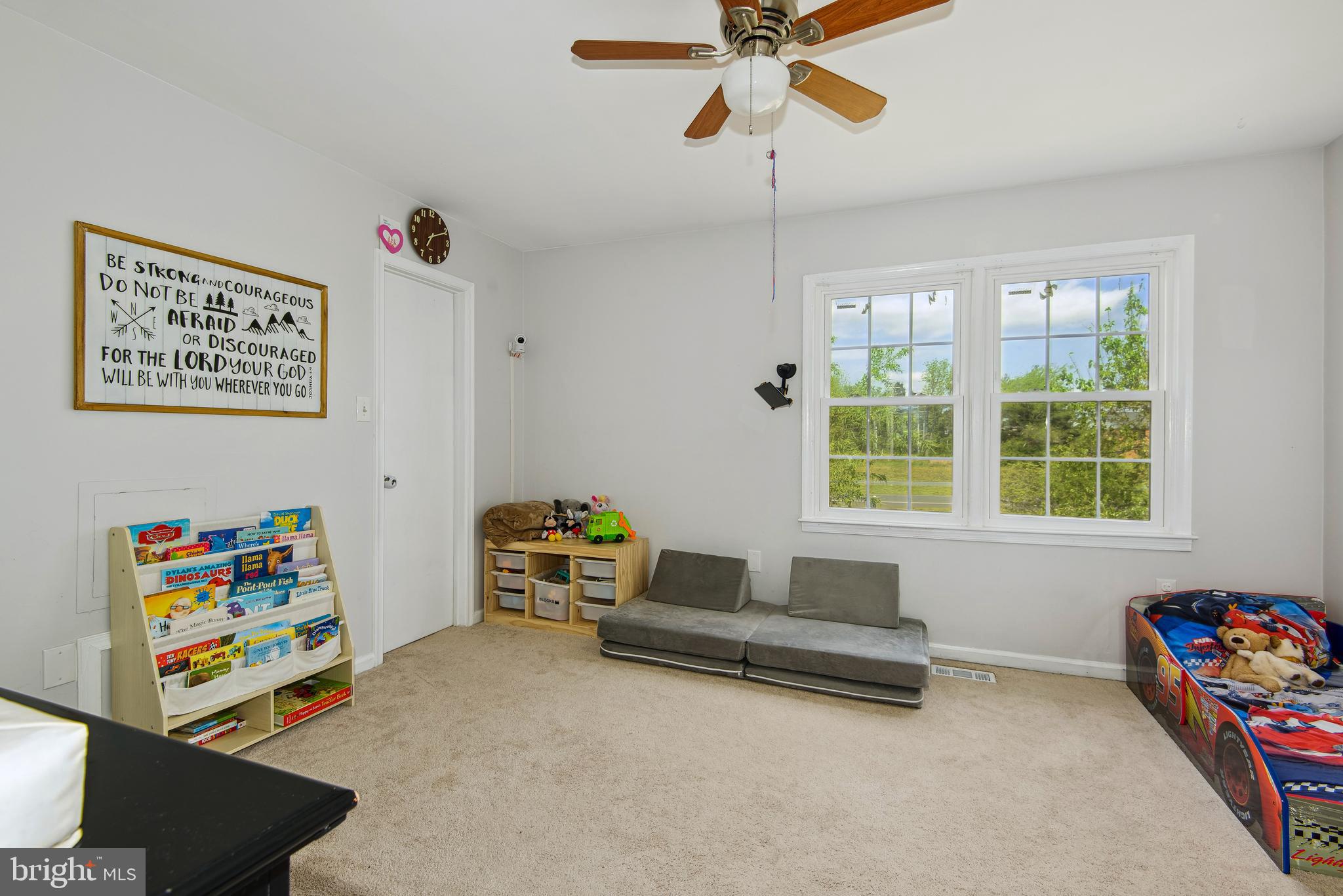 8993 McDowell Common Manassas, VA 20110 - Photo 12 of 21