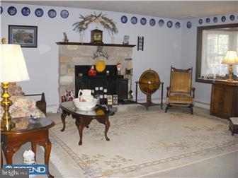 2715 Line Lexington Road Hatfield, PA 19440 - Photo 5 of 12 Gallery Image 5