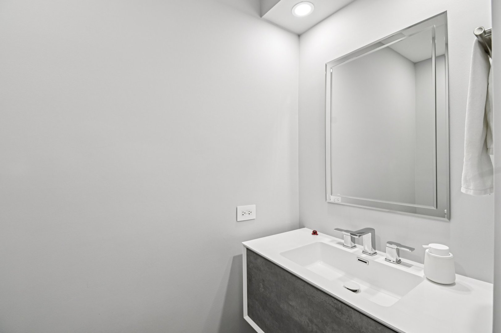 606 Paddock Lane Libertyville, IL 60048 - Photo 21 of 55