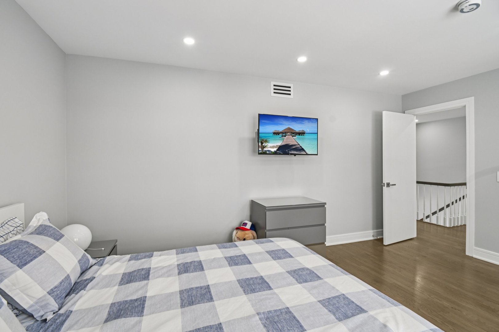 606 Paddock Lane Libertyville, IL 60048 - Photo 29 of 55