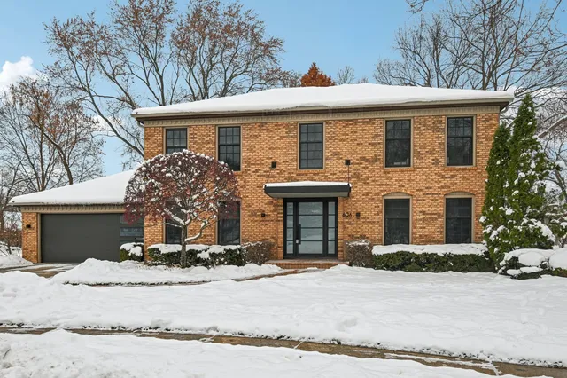 $799,900 | 606 Paddock Lane, Libertyville, IL 60048