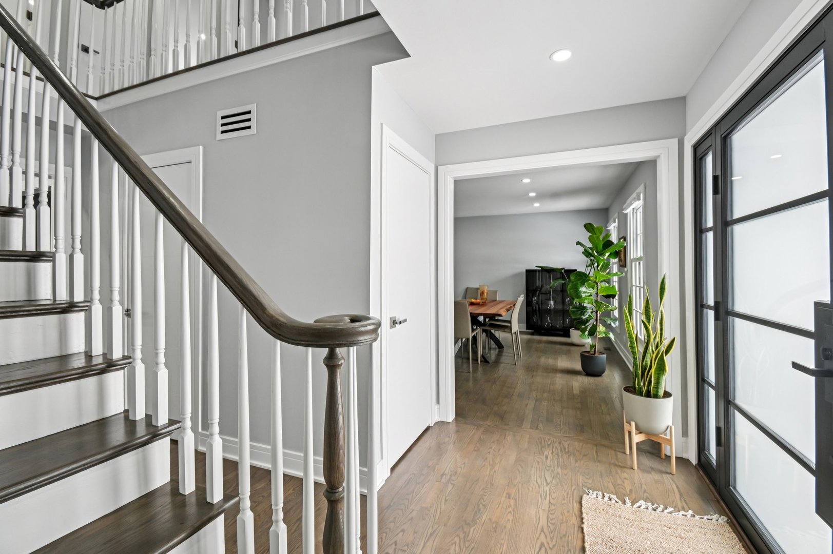 606 Paddock Lane Libertyville, IL 60048 - Photo 7 of 55