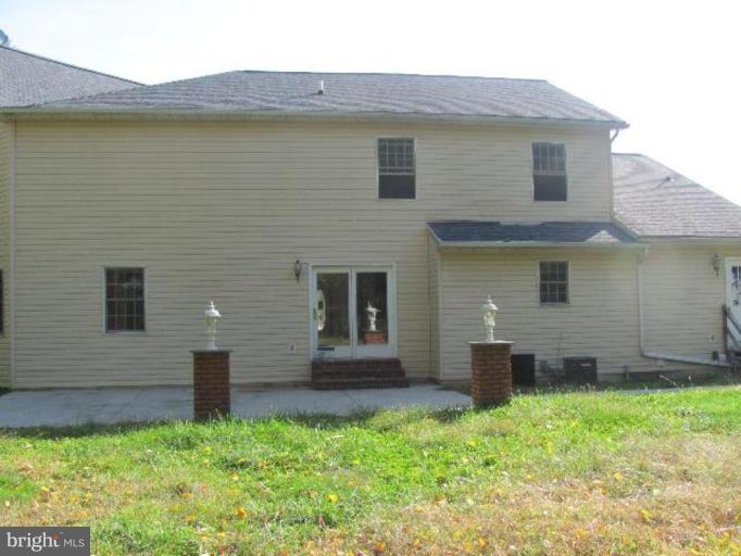 10018 Putman Road Frederick, MD 21702 - Photo 2 of 19 Back yard