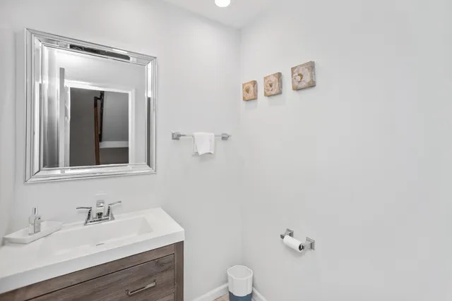 $775,000 | 15 Landmark Street, Northfield, IL 60093