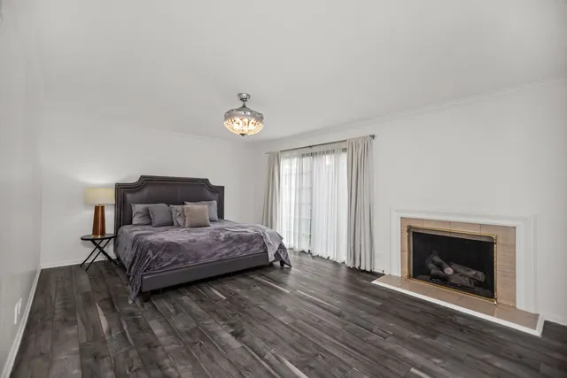 $775,000 | 15 Landmark Street, Northfield, IL 60093