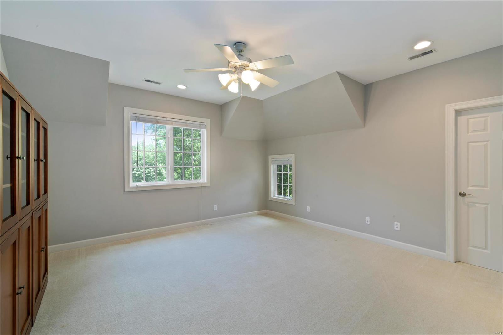 15 Danfield Road St. Louis, MO 63124 - Photo 37 of 66 Gallery Image 37