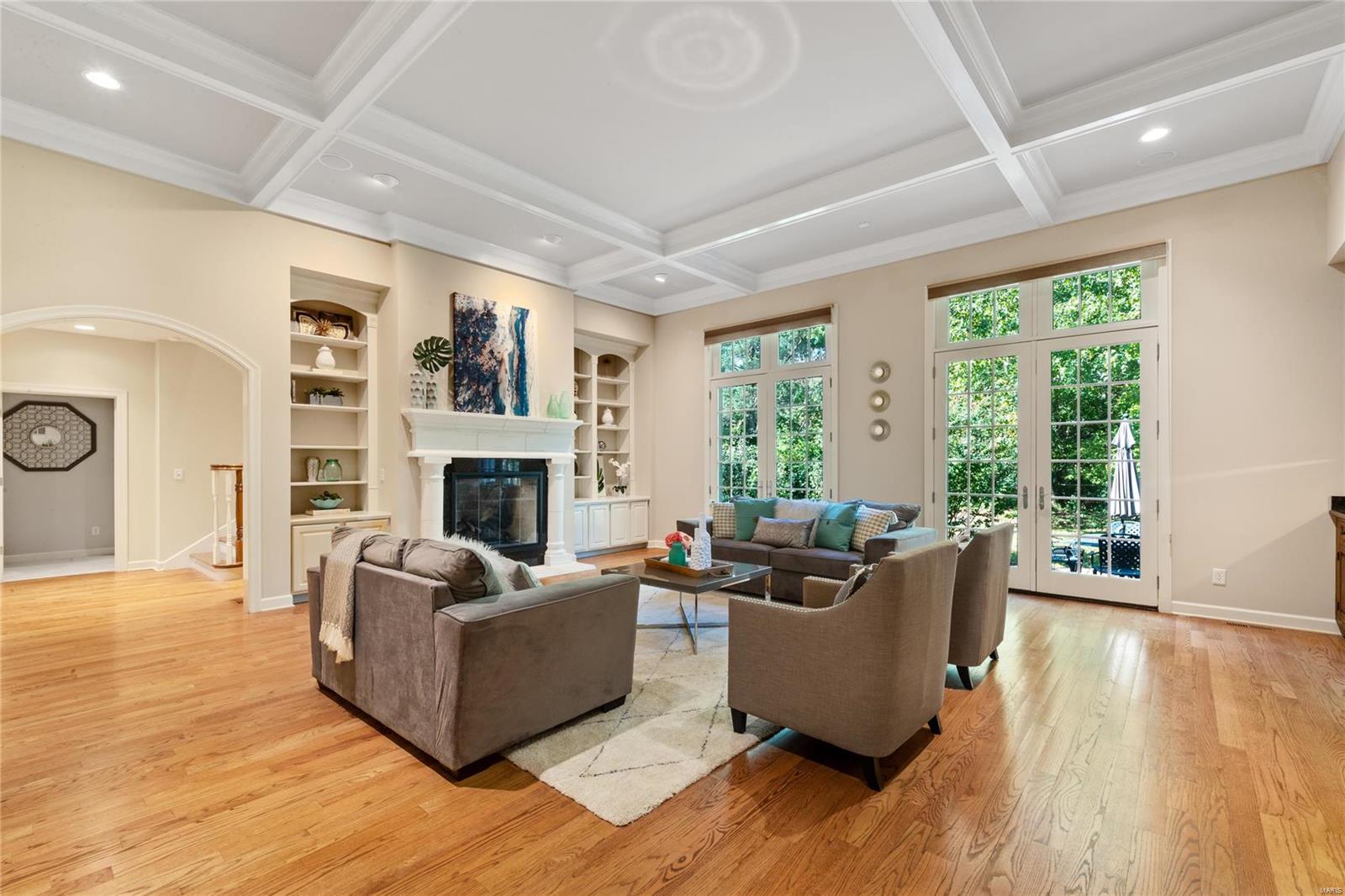 15 Danfield Road St. Louis, MO 63124 - Photo 5 of 66 Gallery Image 5