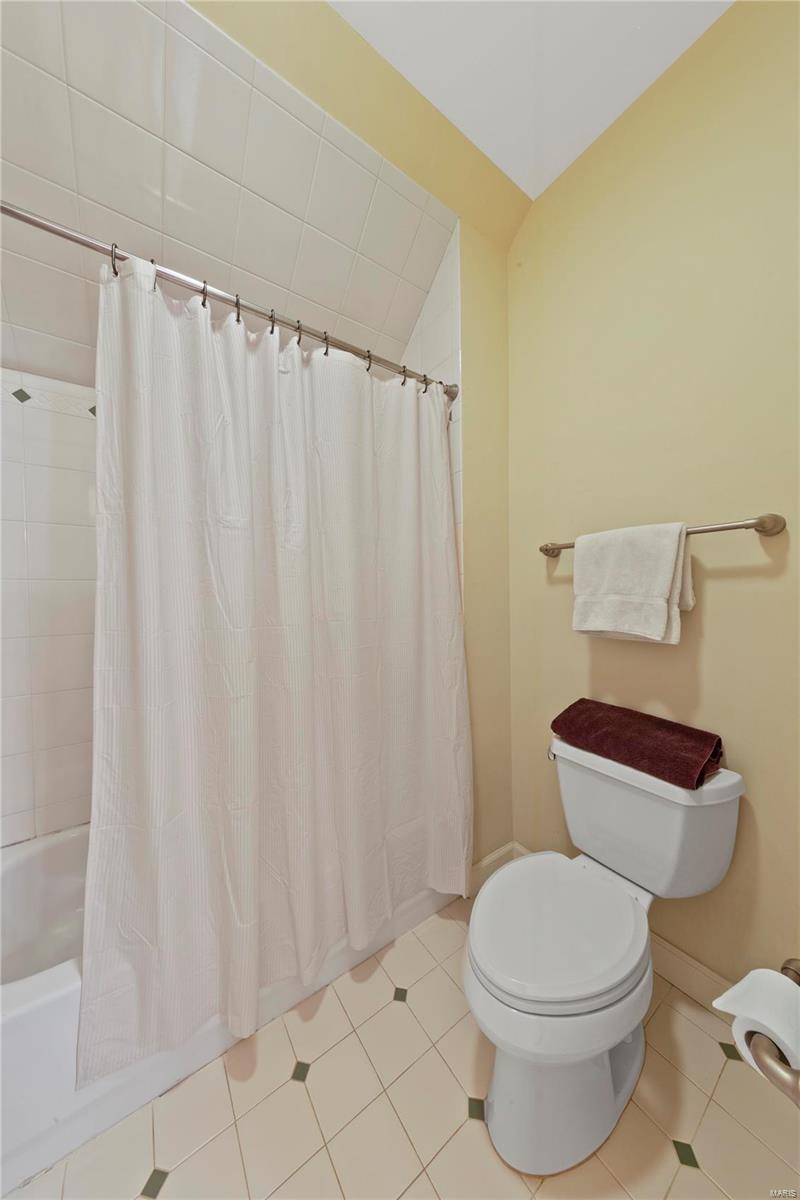15 Danfield Road St. Louis, MO 63124 - Photo 42 of 66 Gallery Image 42
