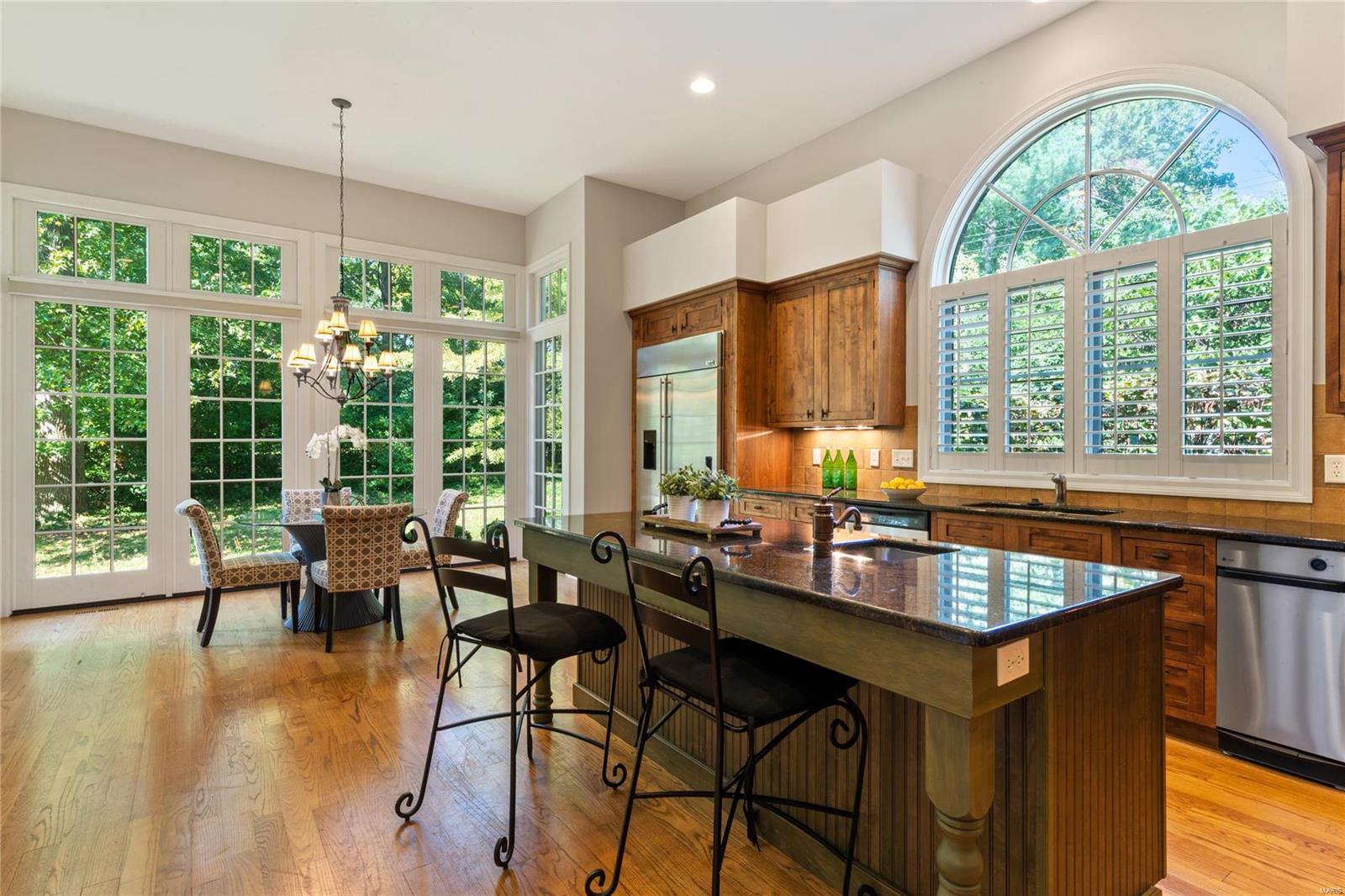 15 Danfield Road St. Louis, MO 63124 - Photo 6 of 66 Gallery Image 6