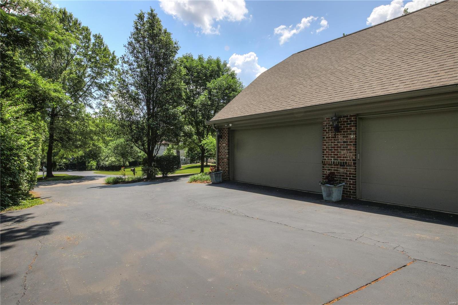 15 Danfield Road St. Louis, MO 63124 - Photo 60 of 66 Gallery Image 60