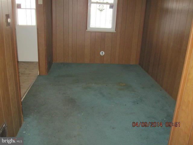 303 Allendale Street Baltimore, MD 21229 - Photo 2 of 14 Dining Room