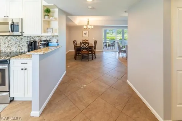 $4,500 | 581 Teryl Road, Unit 5, Naples, FL 34112