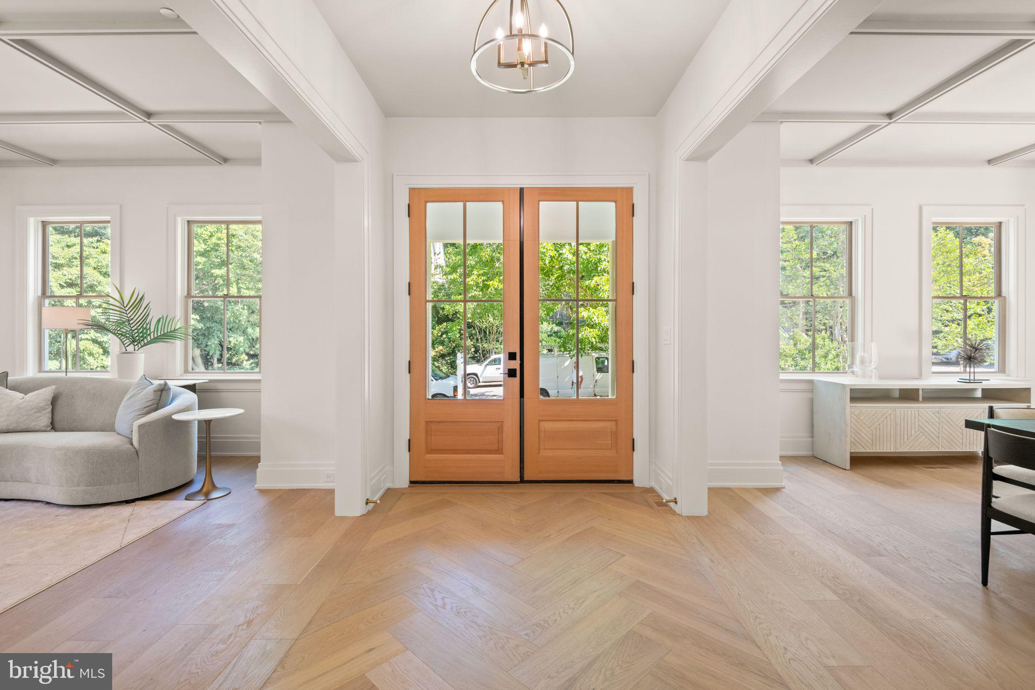5022 Cathedral Avenue Northwest Washington, DC 20016 - Photo 21 of 50