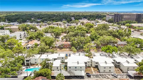 $240,000 | 4611 West North B Street, Unit 240, Tampa, FL 33609