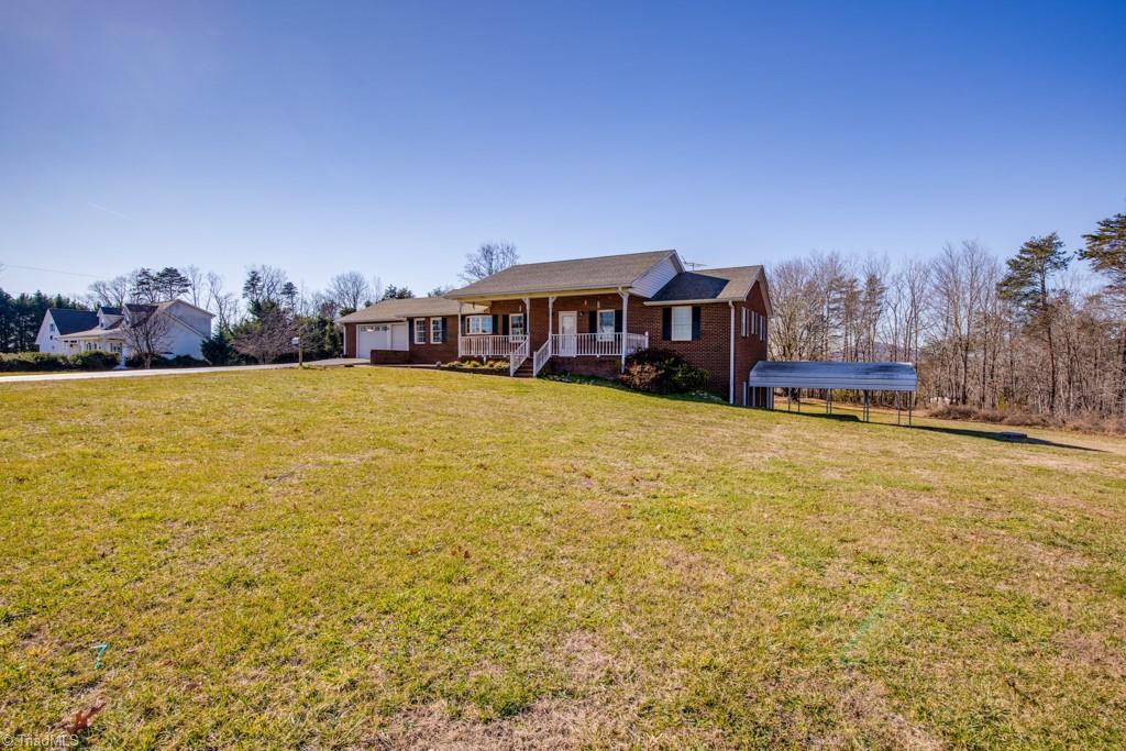 1451 Marshall Smith Road King, NC 27021 - Photo 3 of 25