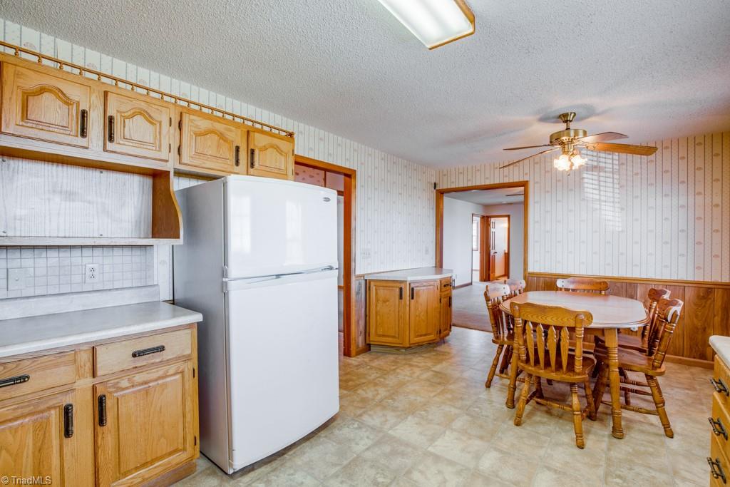 1451 Marshall Smith Road King, NC 27021 - Photo 9 of 25