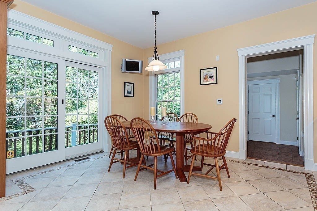 33 Surrey Road Winchester, MA 01890 - Photo 13 of 30 Gallery Image 13