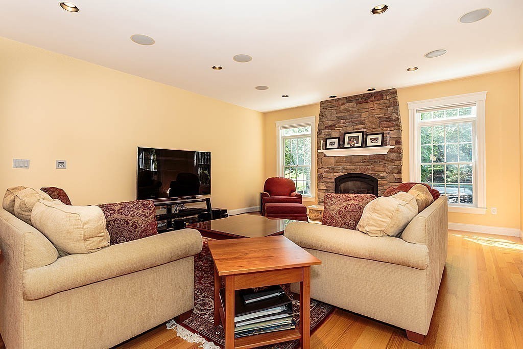 33 Surrey Road Winchester, MA 01890 - Photo 15 of 30 Gallery Image 15