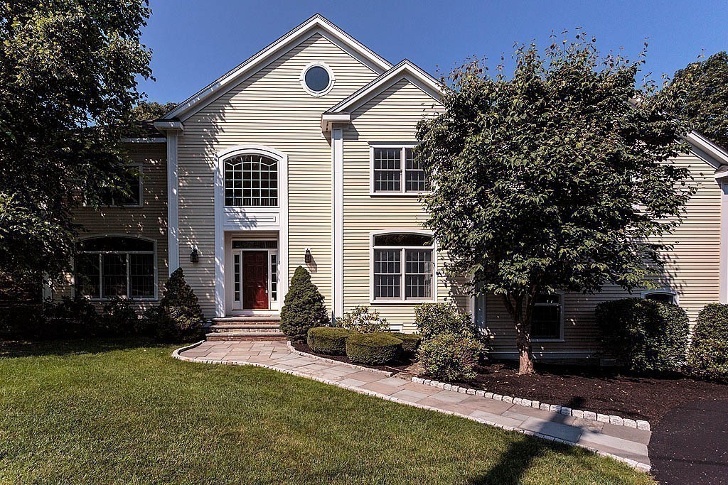 33 Surrey Road Winchester, MA 01890 - Photo 30 of 30 Gallery Image 30