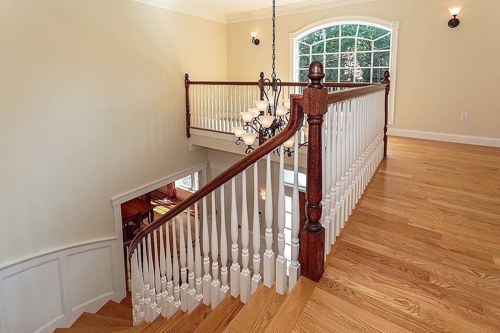33 Surrey Road Winchester, MA 01890 - Photo 6 of 30 Gallery Image 6