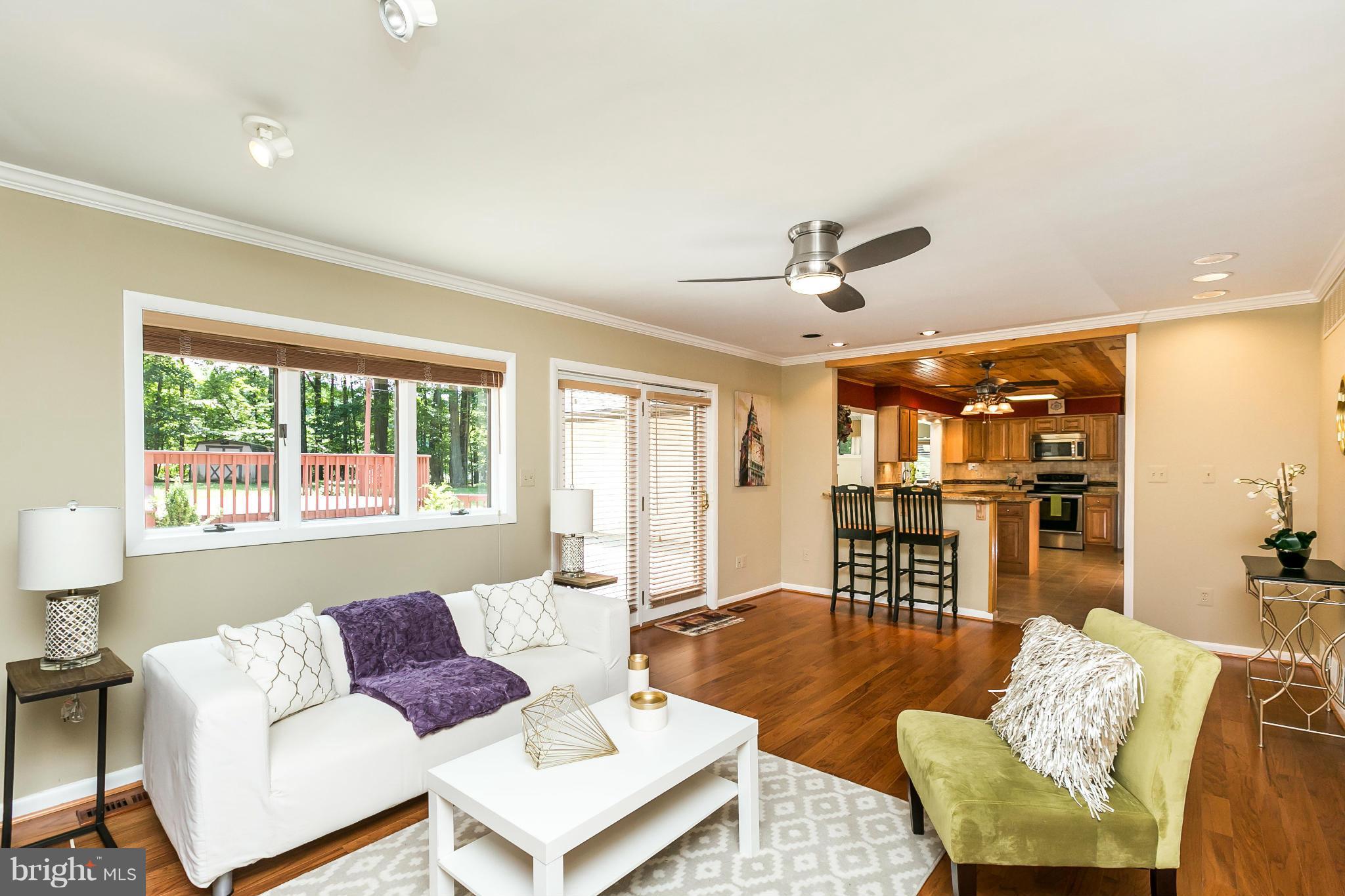 12504 Timber Grove Road Reisterstown, MD 21136 - Photo 10 of 30 Family Room