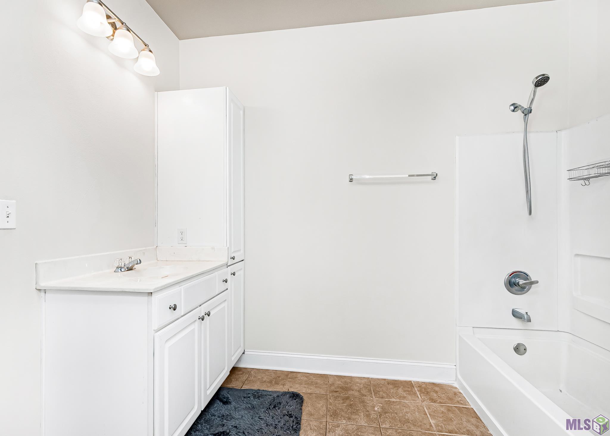 900 Dean Lee Drive Baton Rouge, LA 70820 - Photo 10 of 12
