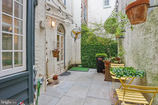 $950,000 | 323 South Camac Street, Philadelphia, PA 19107
