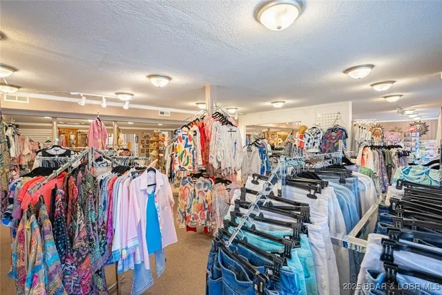 $775,000 | 6-8 & 18 Sunset Hill Drive, Sunrise Beach, MO 65079