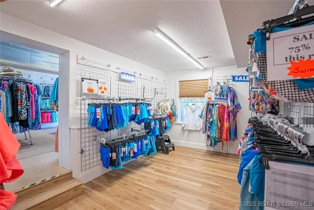 $775,000 | 6-8 & 18 Sunset Hill Drive, Sunrise Beach, MO 65079