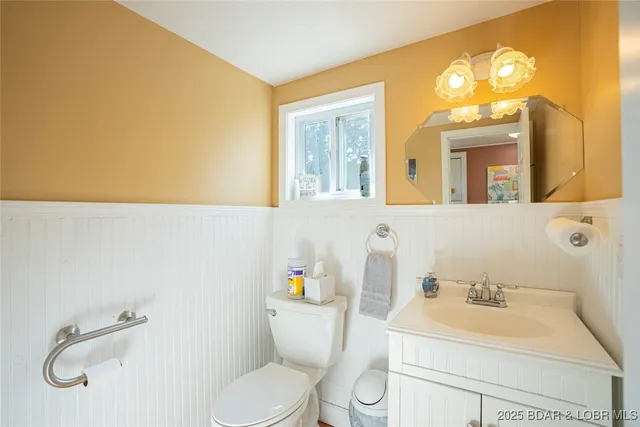 $775,000 | 6-8 & 18 Sunset Hill Drive, Sunrise Beach, MO 65079