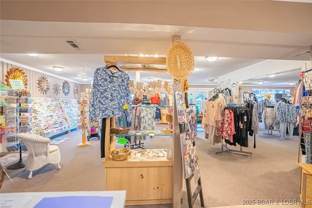 $775,000 | 6-8 & 18 Sunset Hill Drive, Sunrise Beach, MO 65079