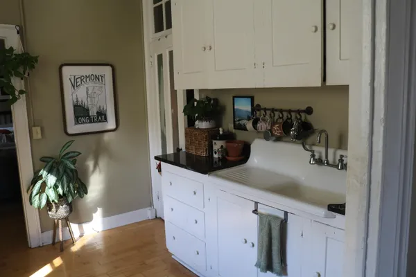 $190,000 | 160 North Main Street, Unit 3, St. Albans, VT 05478