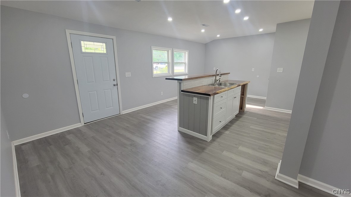 7991 Thompson Road Cicero, NY 13039 - Photo 3 of 21