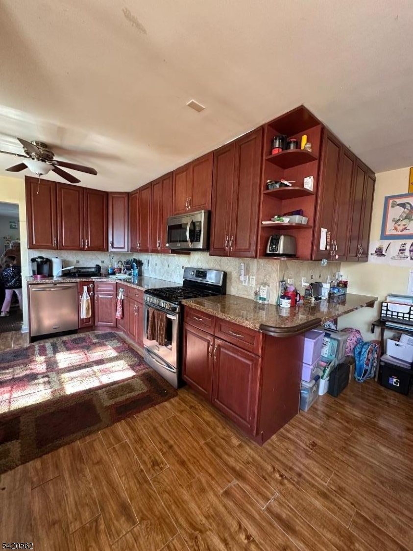 5 Brookside Avenue Pequannock, NJ 07444 - Photo 13 of 30