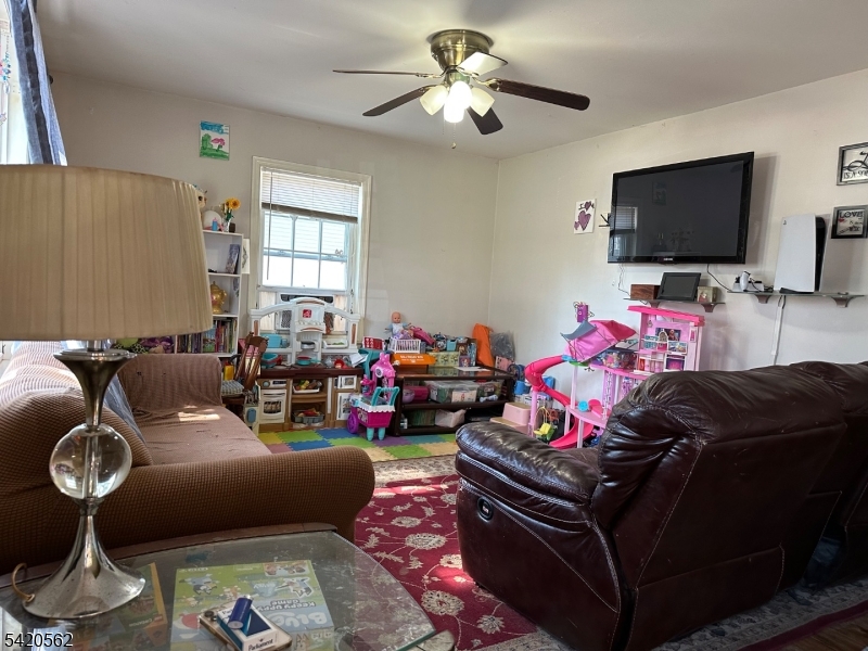 5 Brookside Avenue Pequannock, NJ 07444 - Photo 2 of 30