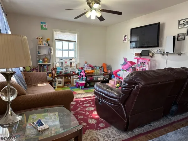 $499,000 | 5 Brookside Avenue, Pequannock, NJ 07444