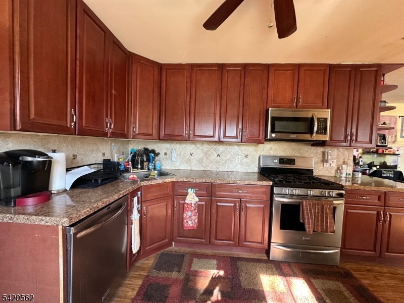 5 Brookside Avenue Pequannock, NJ 07444 - Photo 7 of 30