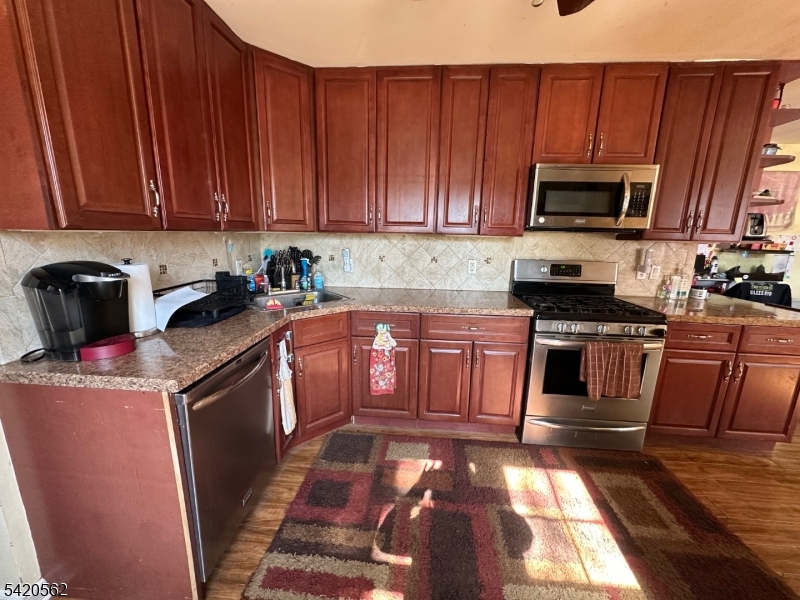 5 Brookside Avenue Pequannock, NJ 07444 - Photo 8 of 30