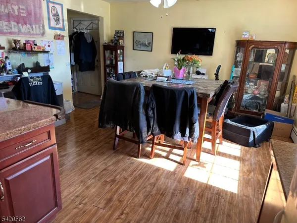 $499,000 | 5 Brookside Avenue, Pequannock, NJ 07444