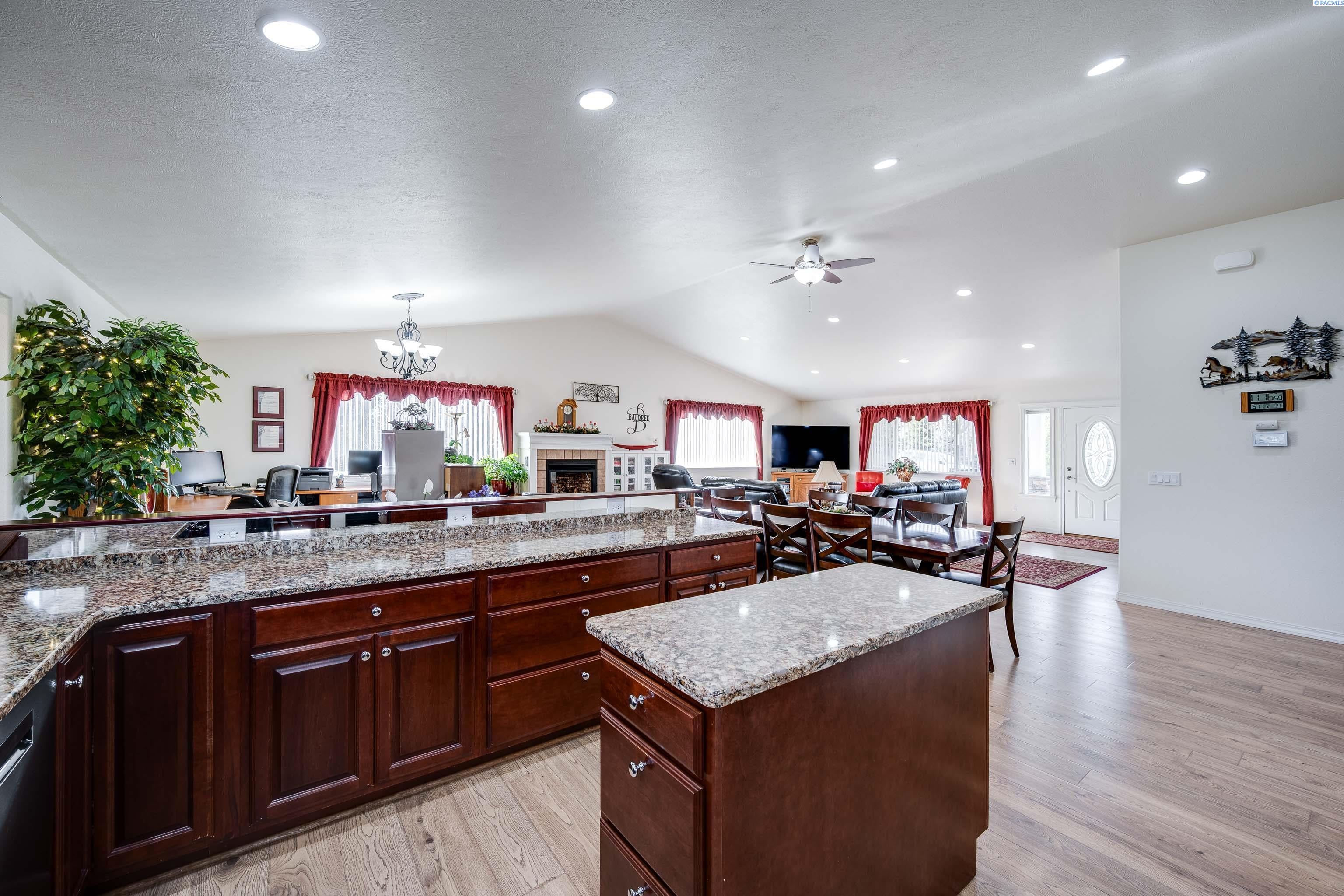 4469 Airport Road Pullman, WA 99163 - Photo 12 of 40 Gallery Image 12