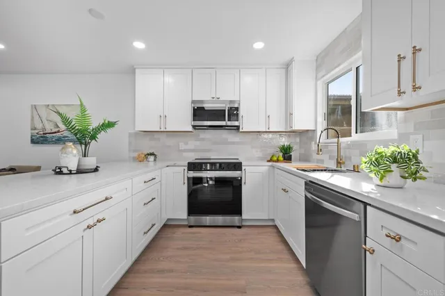 $599,999 | 1014 Plover Way, Oceanside, CA 92057