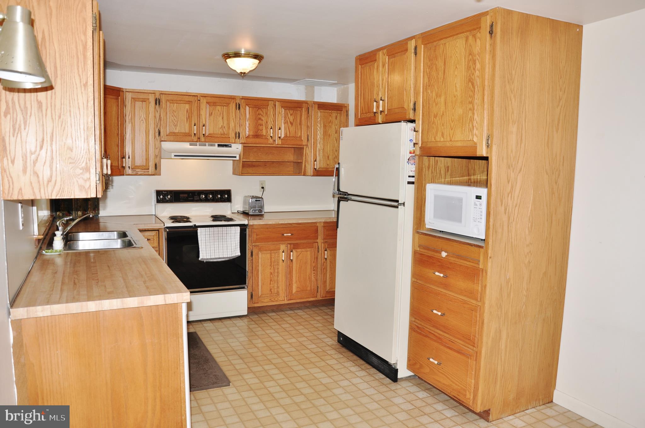 10 West Snyder Corner Road Red Lion, PA 17356 - Photo 8 of 46 Gallery Image 8