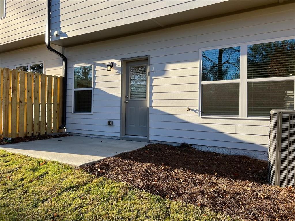 1391 Ben Park Way Grayson, GA 30017 - Photo 30 of 32