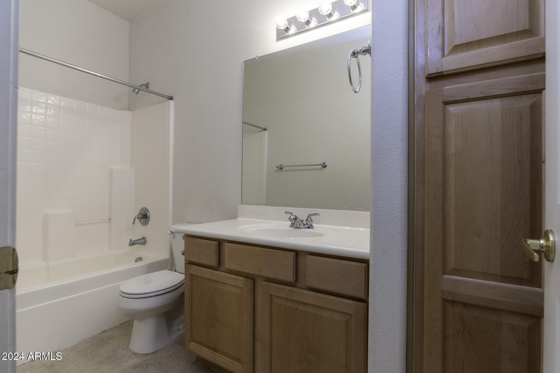 1848 East Sycamore Road Casa Grande, AZ 85122 - Photo 19 of 36 Bathroom