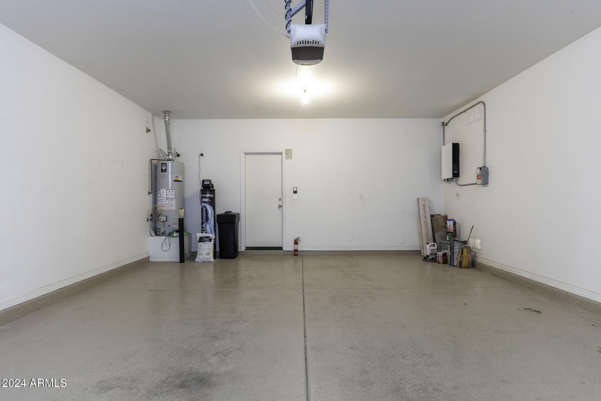 1848 East Sycamore Road Casa Grande, AZ 85122 - Photo 22 of 36 Garage View